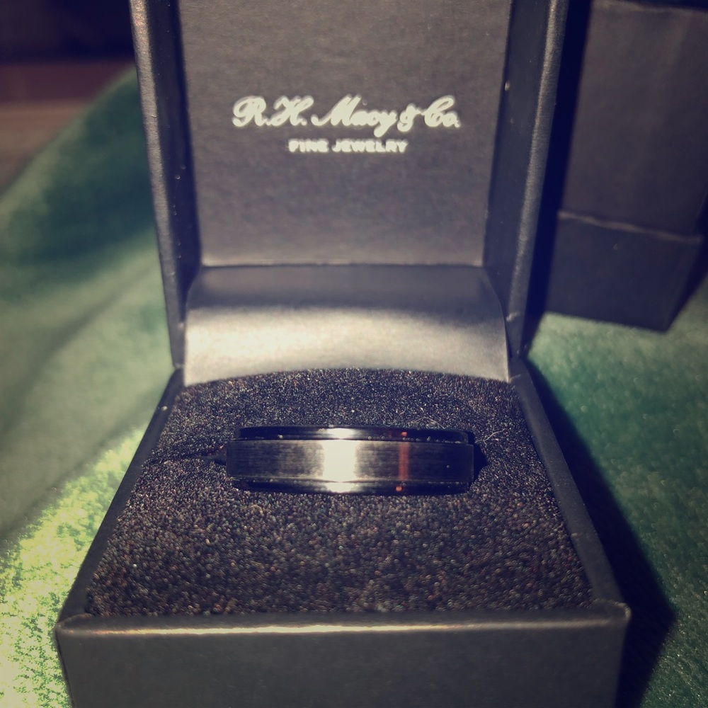 Tungsten Carbide Men’s Wedding Ring